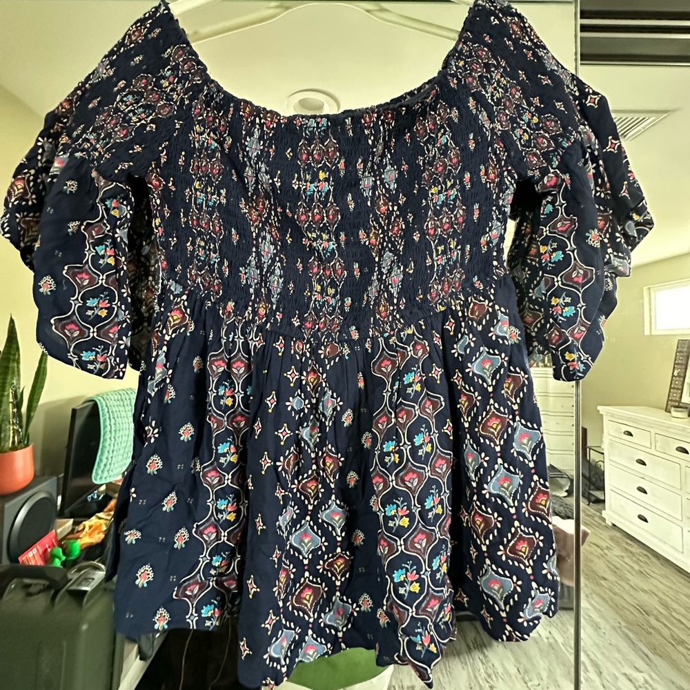 Hollister ruched peplum top.